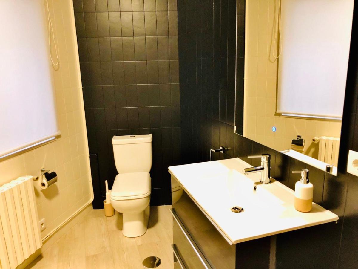 Family & Groups Space, Santiago Center - No Kitchen سانتياغو دي كومبوستيلا المظهر الخارجي الصورة